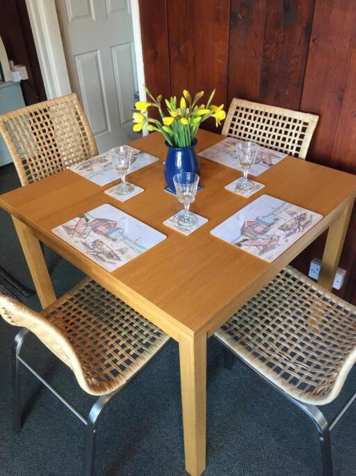 No 27 A Dog Friendly Rural Coastal Chalet Villa Seaton Eksteriør billede